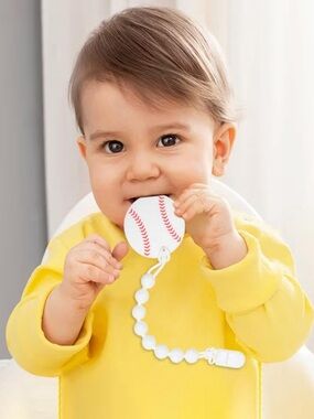 Baseball Teether ✨NWT✨